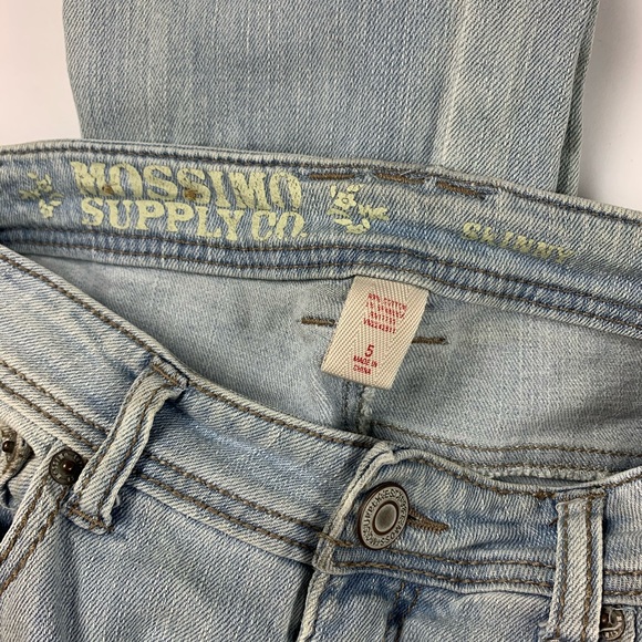 ❌SOLD❌ Mossimo Distressed Light Wash Skinny Jeans - Picture 6 of 8